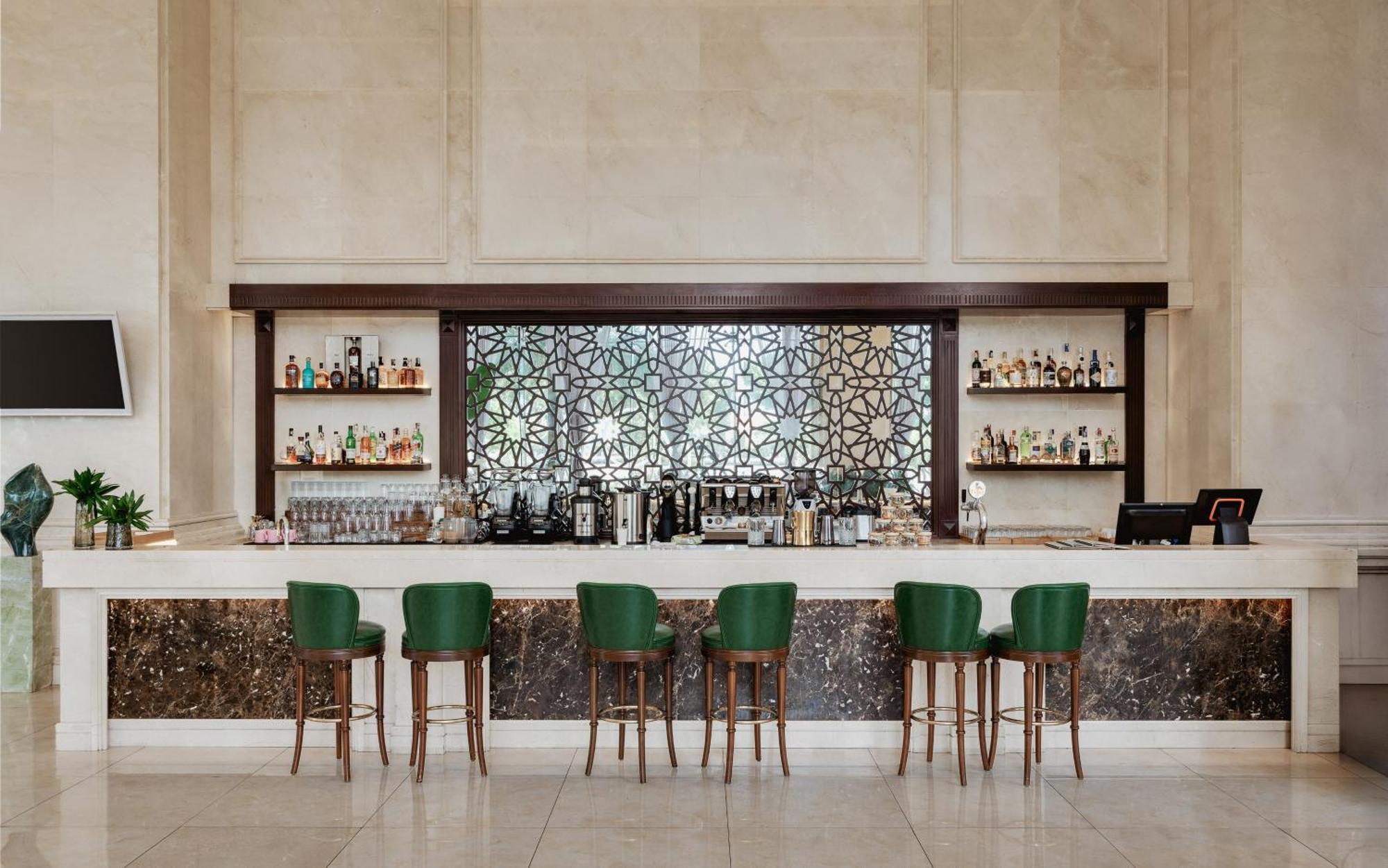 빈펄 콘도텔 리버프런트 다낭 외부 사진 The bar at the hotel